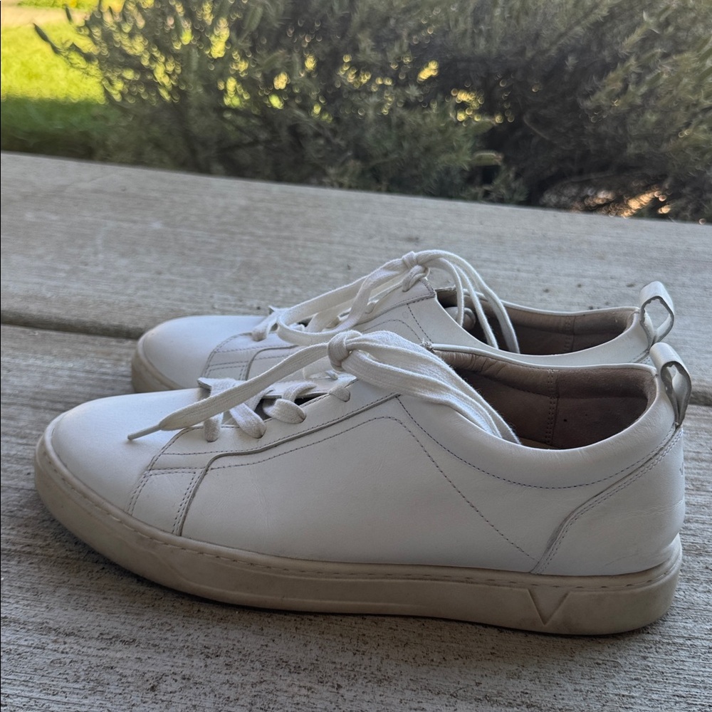 Mens Vionic Lucas White
